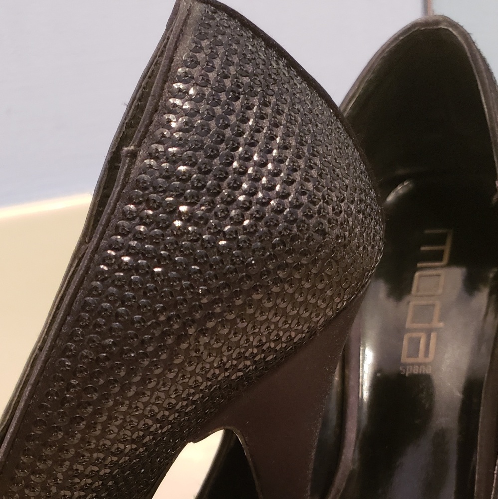 Pumps - Picture 6 of 10